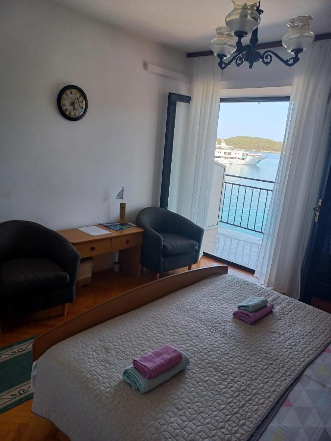 Double Room Pomena 4929A ภายนอก รูปภาพ